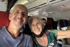 carlos-gilda no aviao