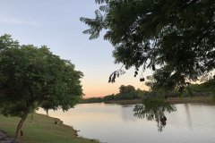 represa ao por do sol