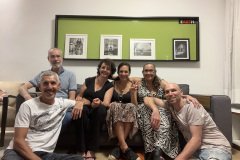 jantar com amigos no apt do leo